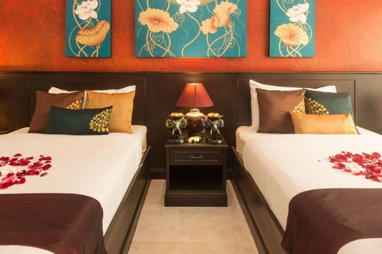 Tanawan Phuket Hotel Экстерьер фото