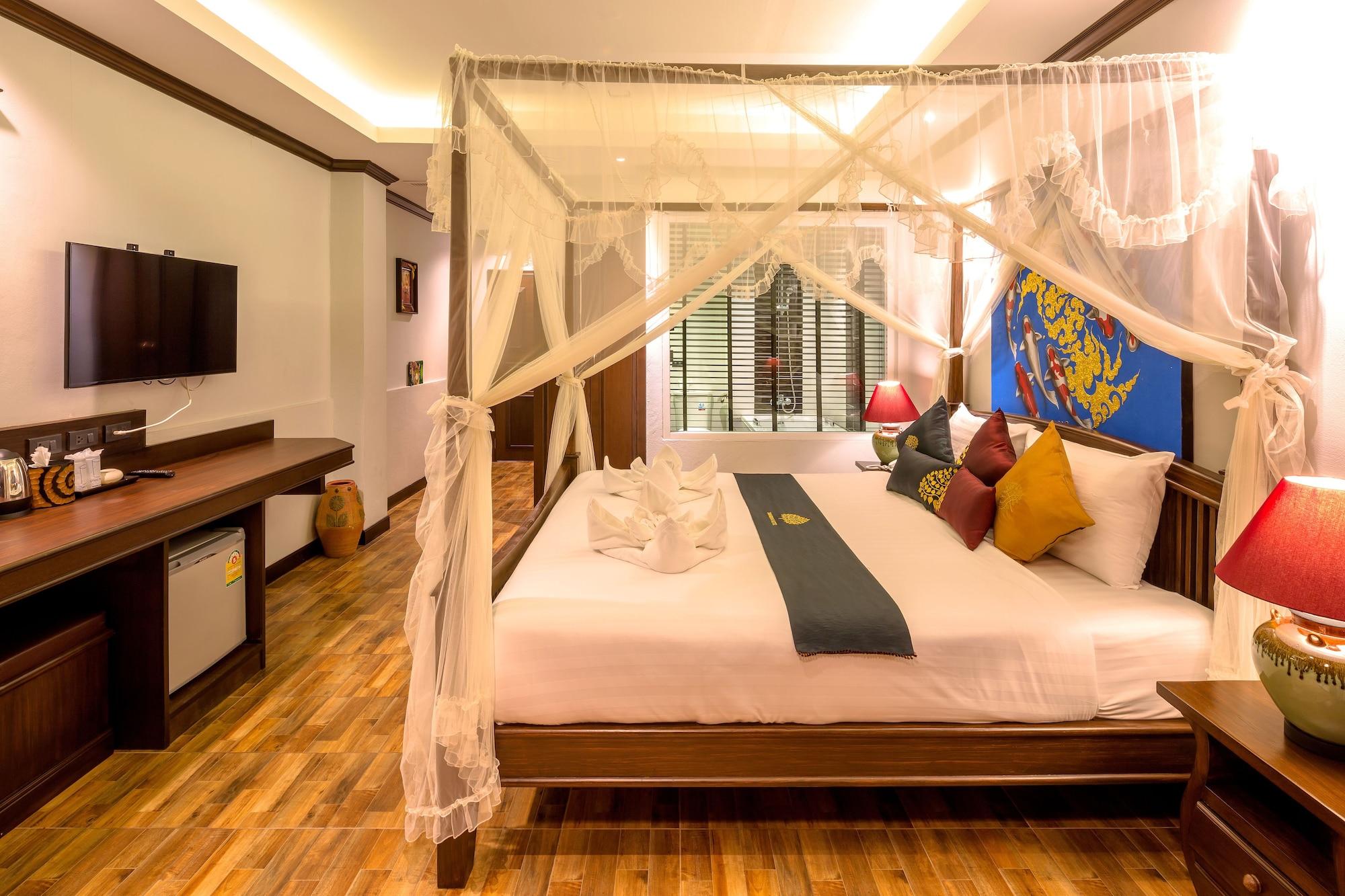 Tanawan Phuket Hotel Экстерьер фото