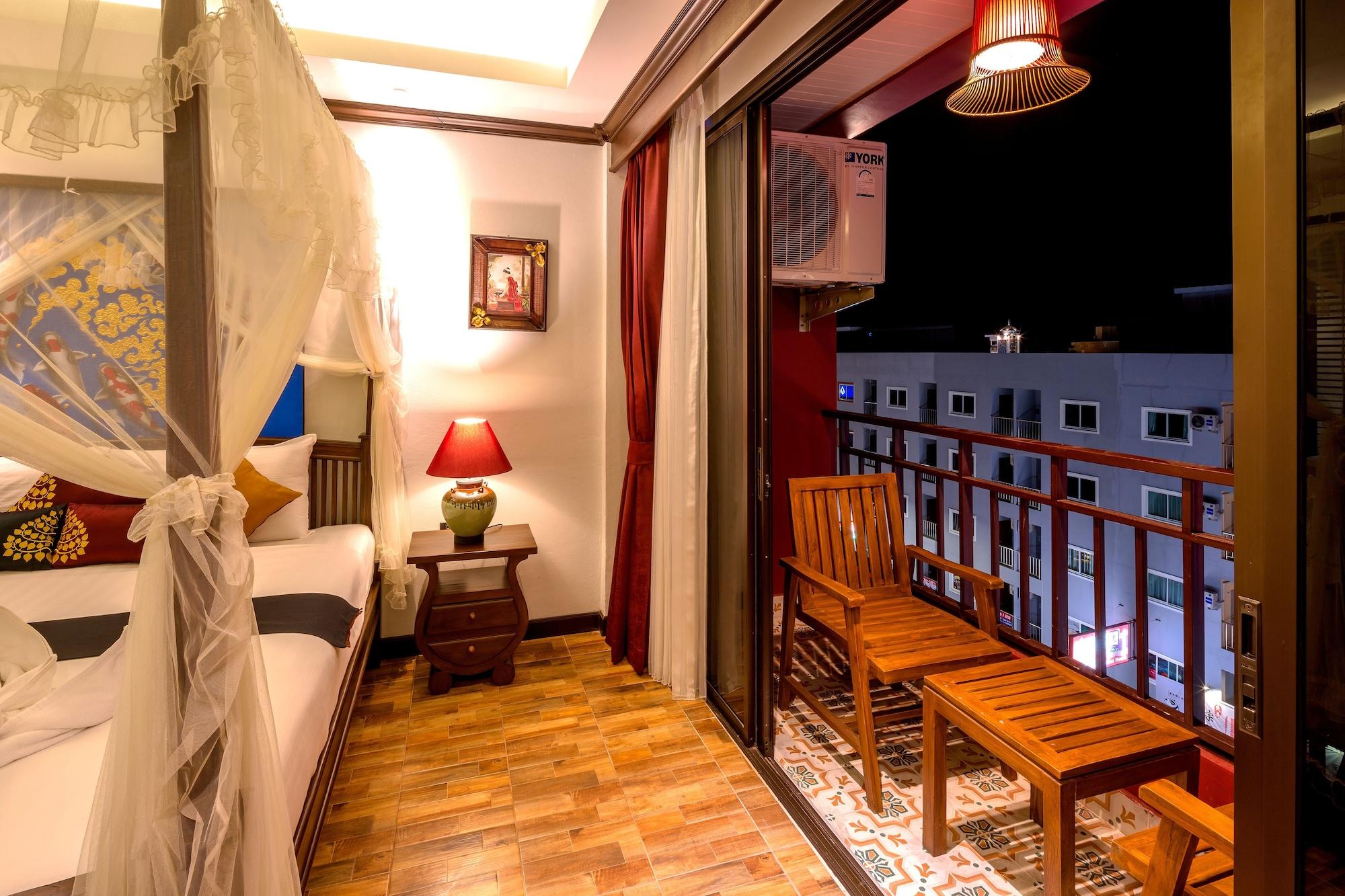 Tanawan Phuket Hotel Экстерьер фото