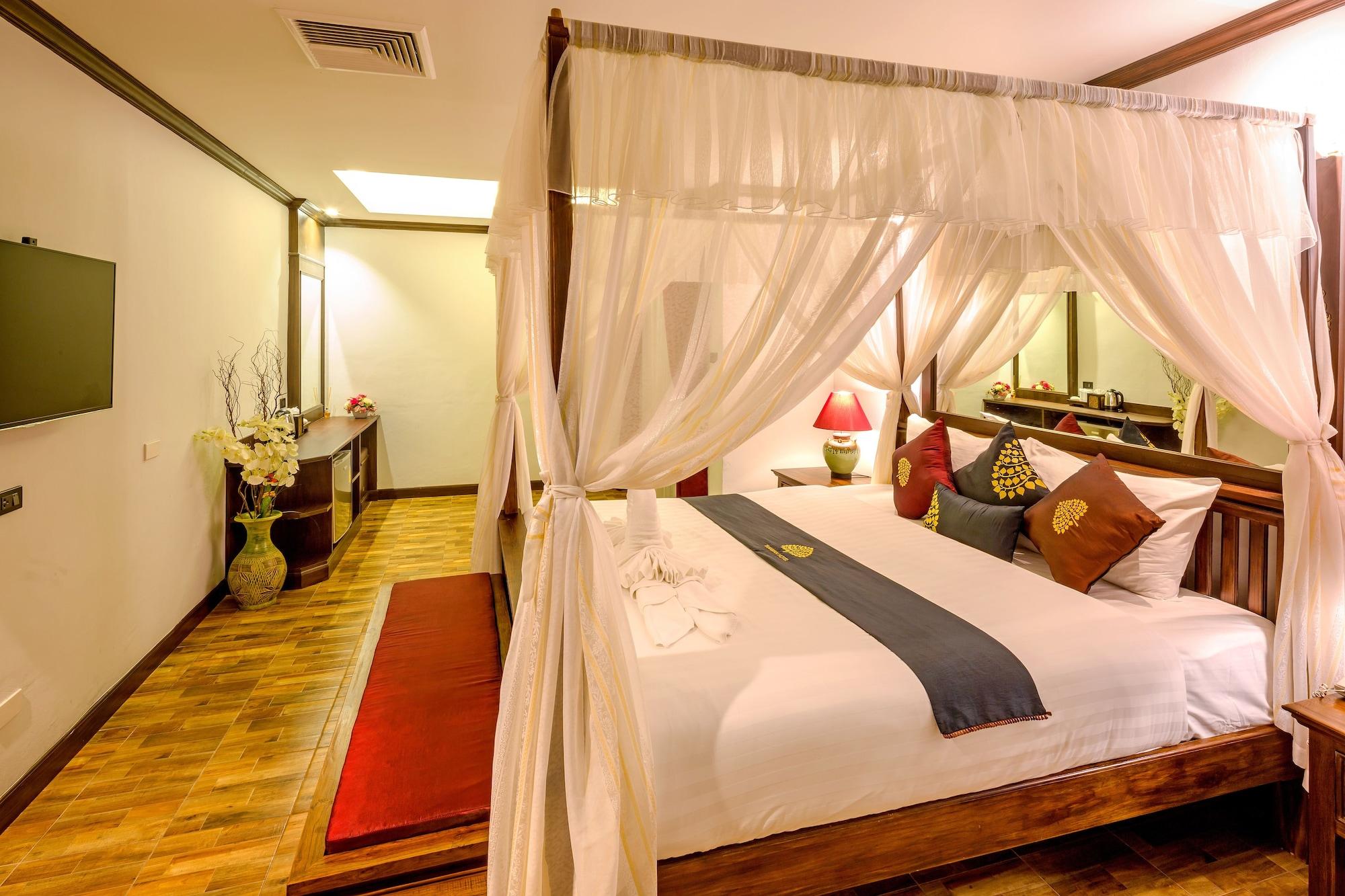 Tanawan Phuket Hotel Экстерьер фото