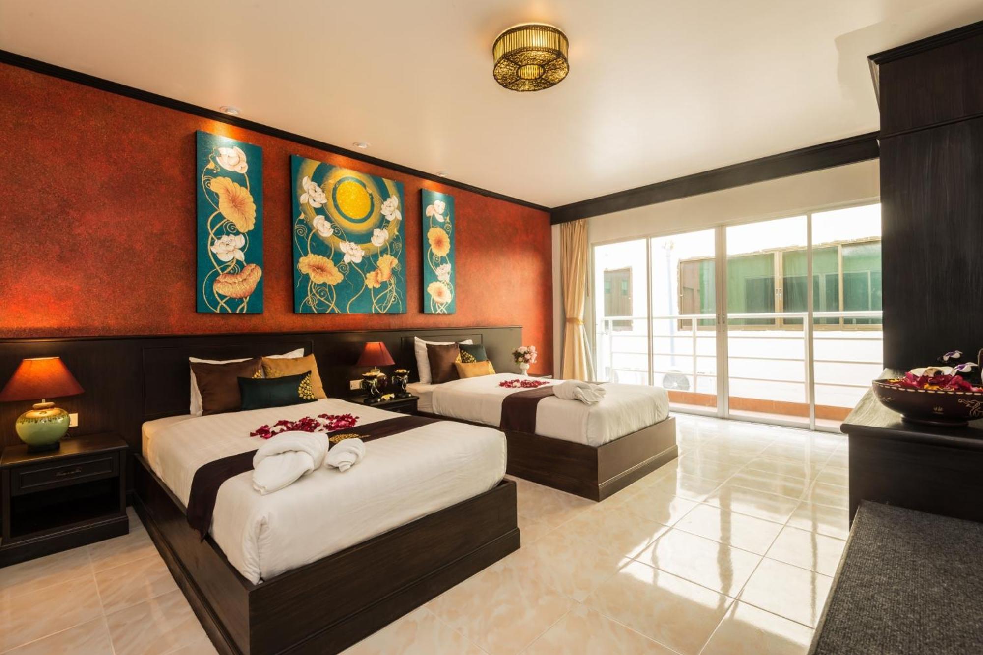 Tanawan Phuket Hotel Экстерьер фото