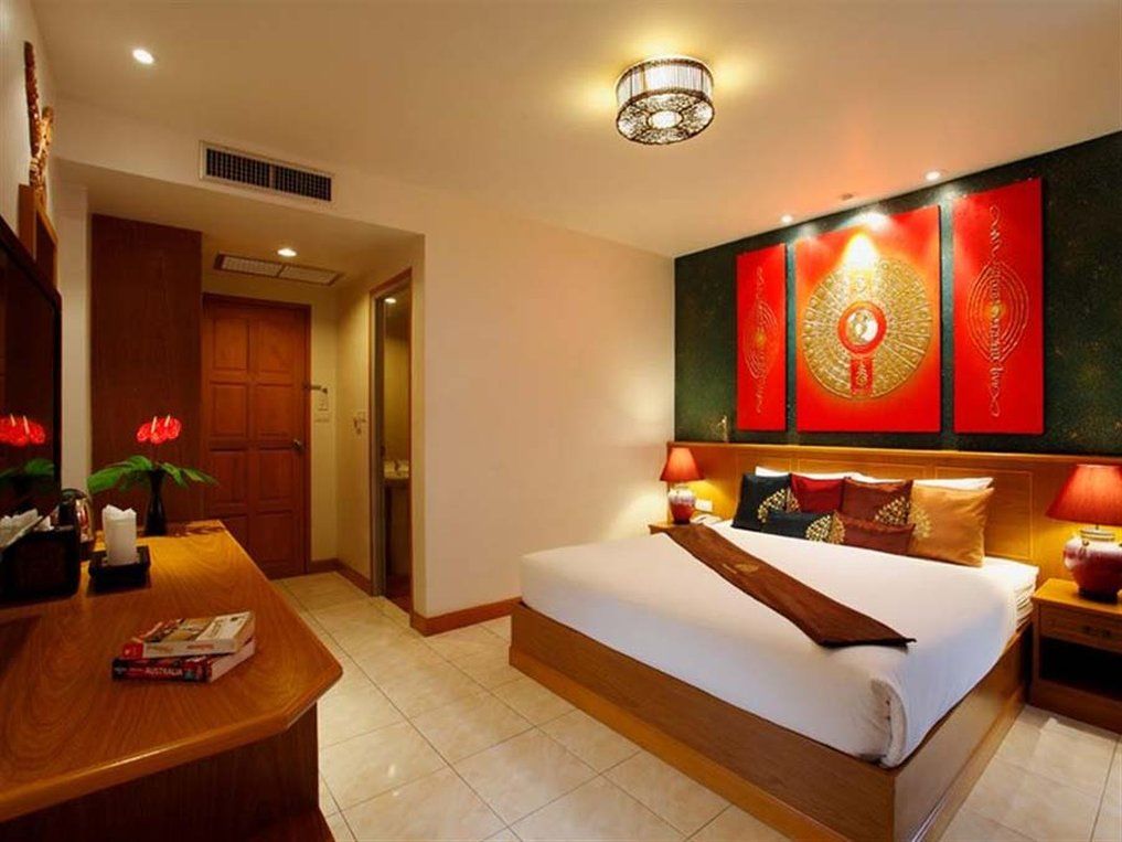 Tanawan Phuket Hotel Экстерьер фото