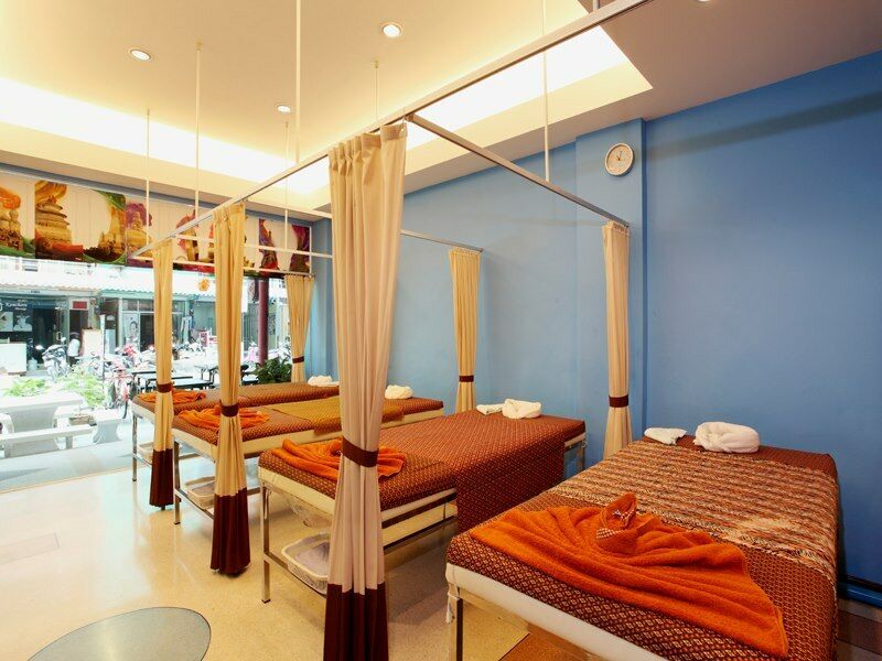 Tanawan Phuket Hotel Экстерьер фото
