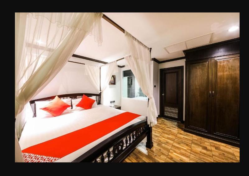 Tanawan Phuket Hotel Экстерьер фото