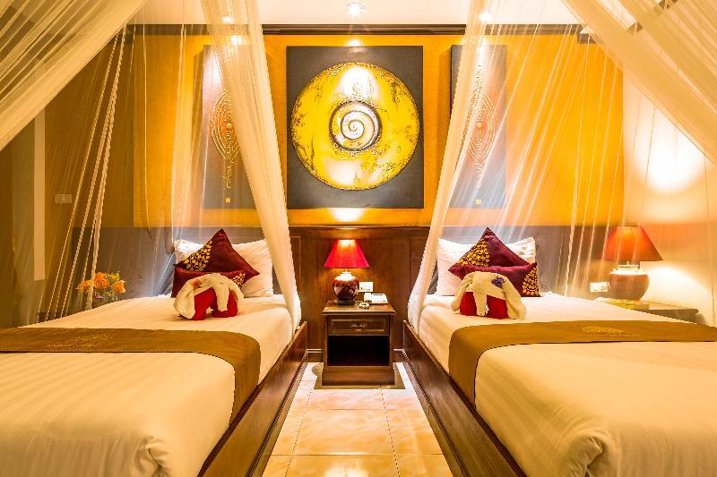 Tanawan Phuket Hotel Экстерьер фото